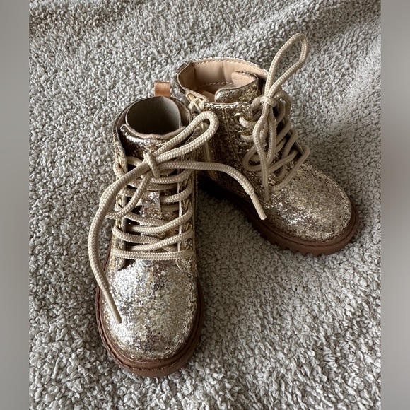 NWOT Baby Gap Glitter Boots Size 5 - Picture 1 of 2